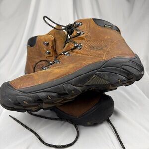KEEN Waterproof Men's Brown Hiking Boots